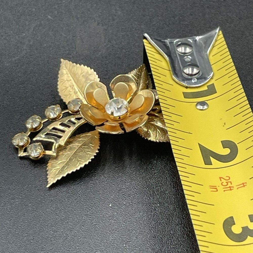 Vintage Clear Rhinestone Crystal Flower Gold Tone Brooch Pin 2.5” - Picture 4 of 4